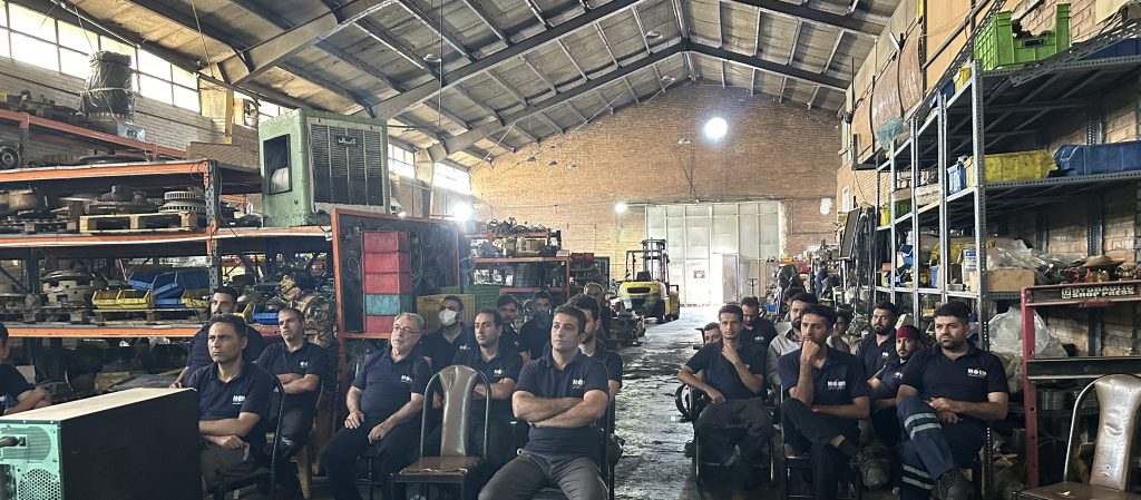 برگزاری دوره آموزشی ایمنی در عملیات تعمیراتی